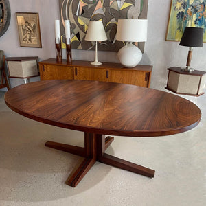 Scandinavian Modern Oval Rosewood Extension Dining Table By John Mortensen