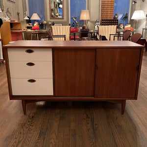 Mid Century Modern Walnut Credenza By Mainline For Hooker