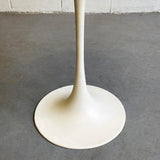 Mid Century Modern Tulip Side Table By Eero Saarinen For Knoll